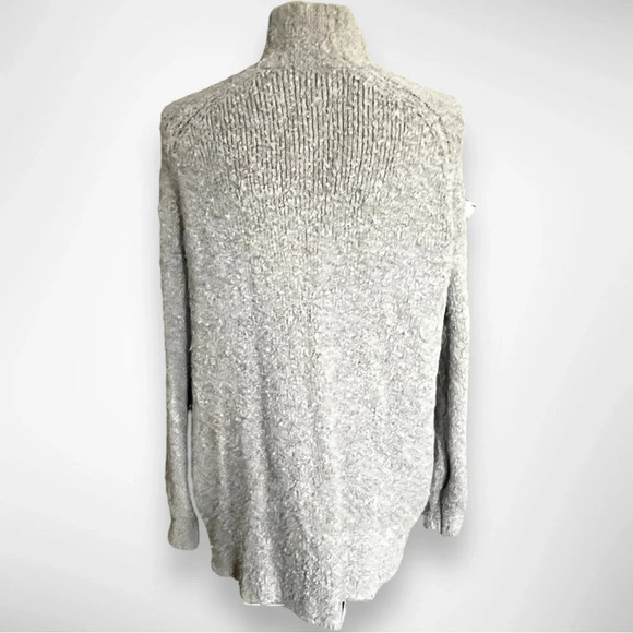 AERIE Gray Beige Mock Neck Wool Blend Pullover Sweater Size Small | EUC - Picture 3 of 10